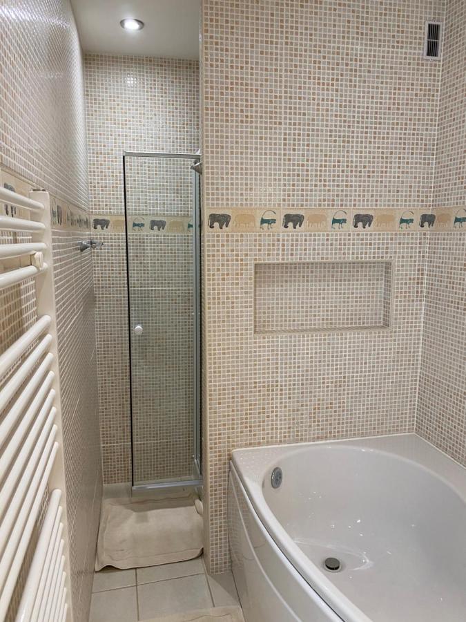 Vikarti Stay, A Lovely House With Incredible View Динант Екстериор снимка