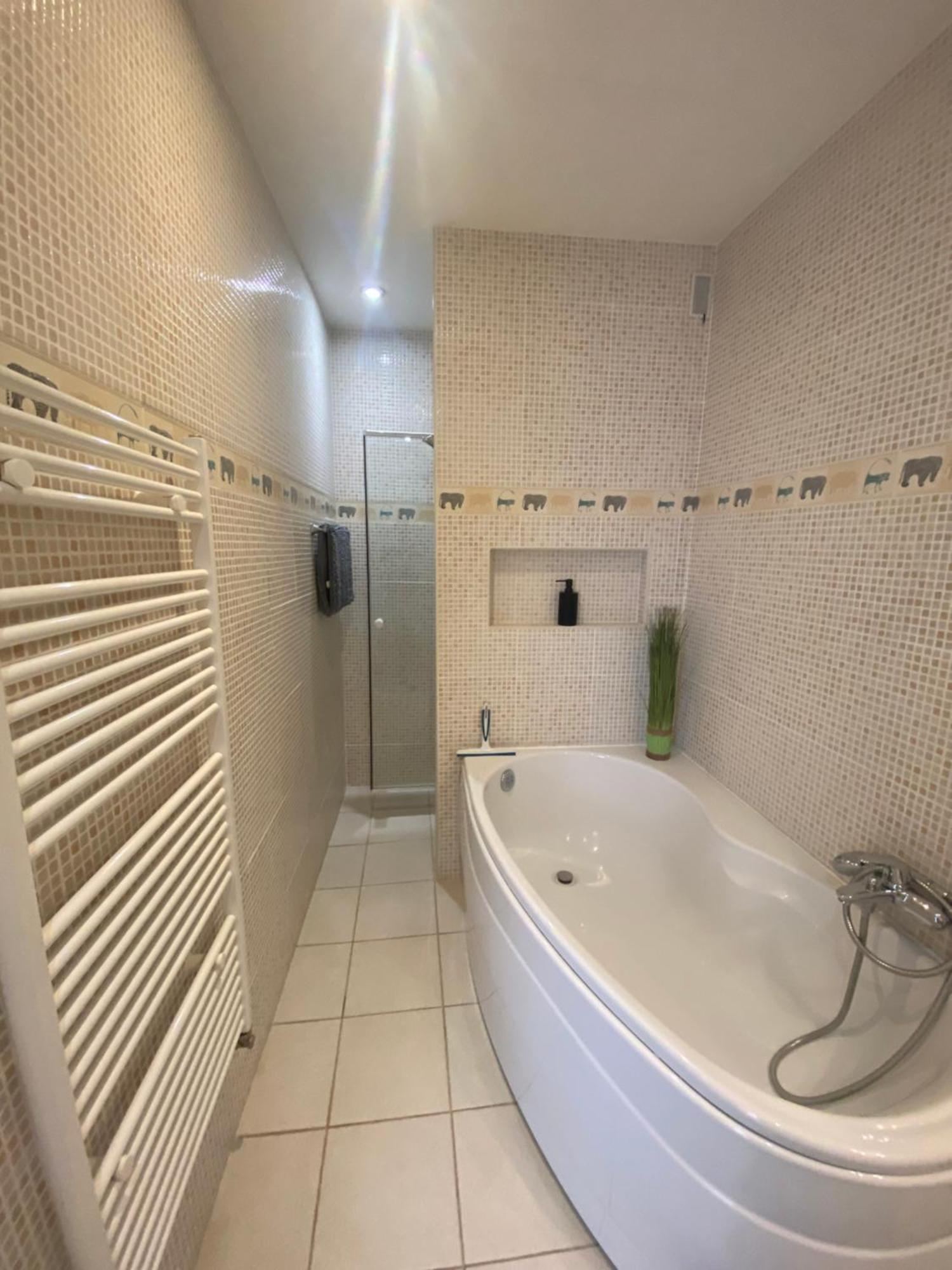 Vikarti Stay, A Lovely House With Incredible View Динант Екстериор снимка